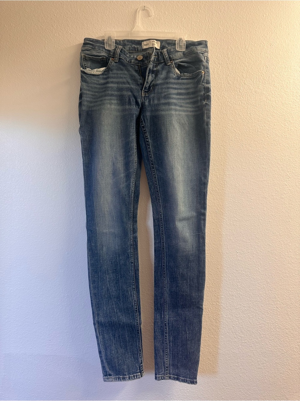 Buckle Women's Faded Blue Skinny Jeans